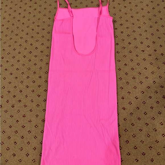 COPY - ARITZIA Dress - Picture 2 of 3